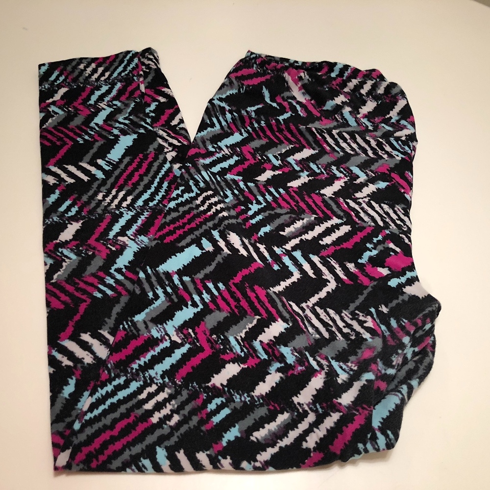 LULAROE - Black/Pink/Teal Pattern Leggings -TC